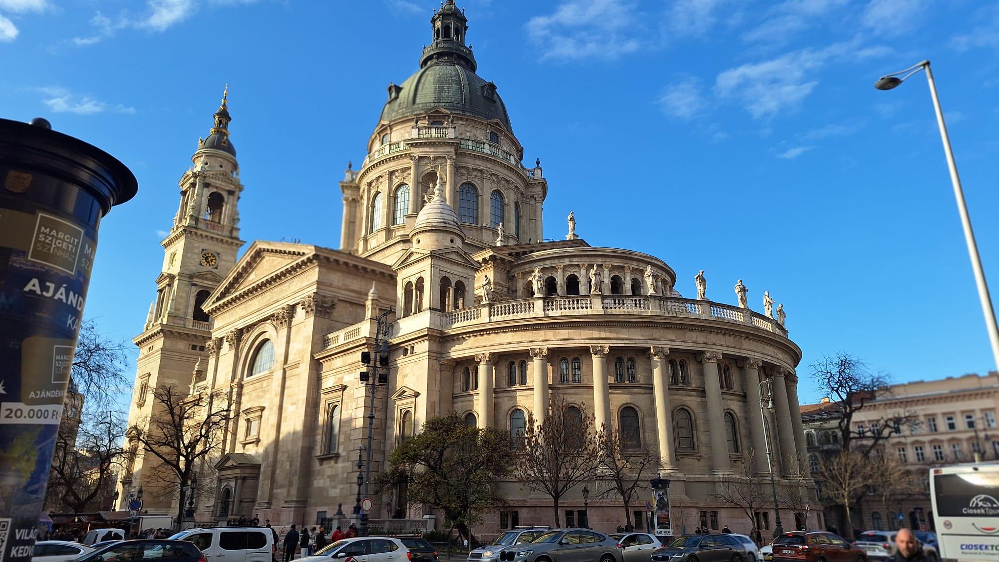 Budapest Sightseeing Day and Night | Private Car Tour With A - photo 4